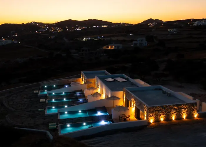 Scylla Concept Aparthotel Adamantas (Milos)