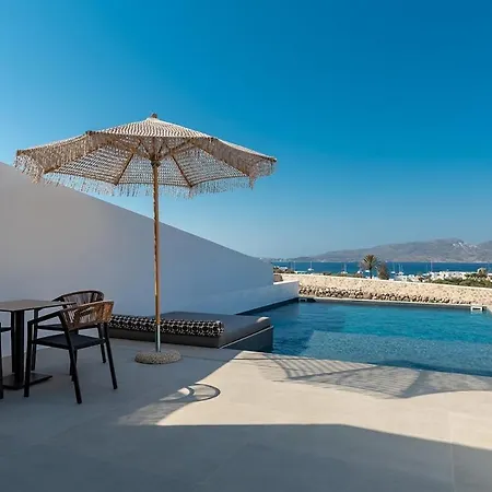 Scylla Concept Aparthotel 4*