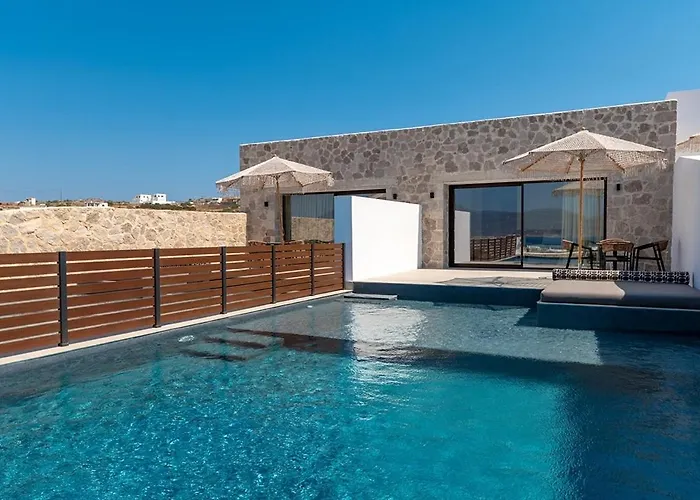 Scylla Concept מלון דירות אדאמאס